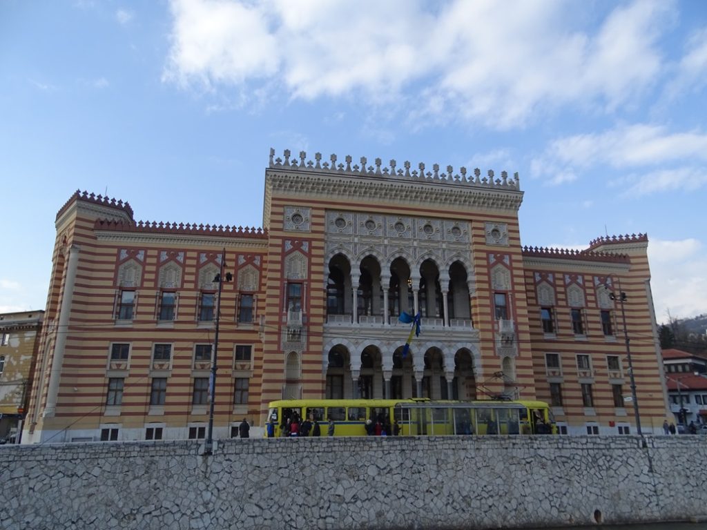 Bosnia - Sarajevo - Ayuntamiento (Vijećnica)